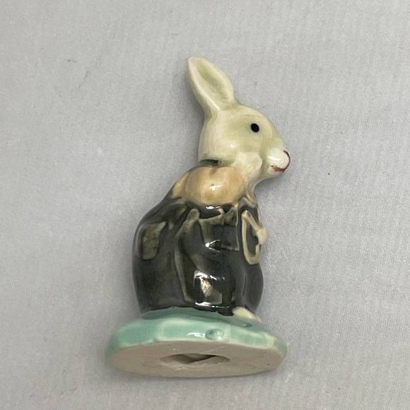 Pair Vintage Ceramic Bunny Rabbit Figurines Hand Painted Anthropomorphic CRAZED - Picture 3 of 15